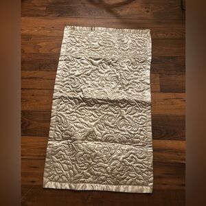 2 Candice Olson Quilted Table Runner Cream 20x36 Elegant Satin Decor